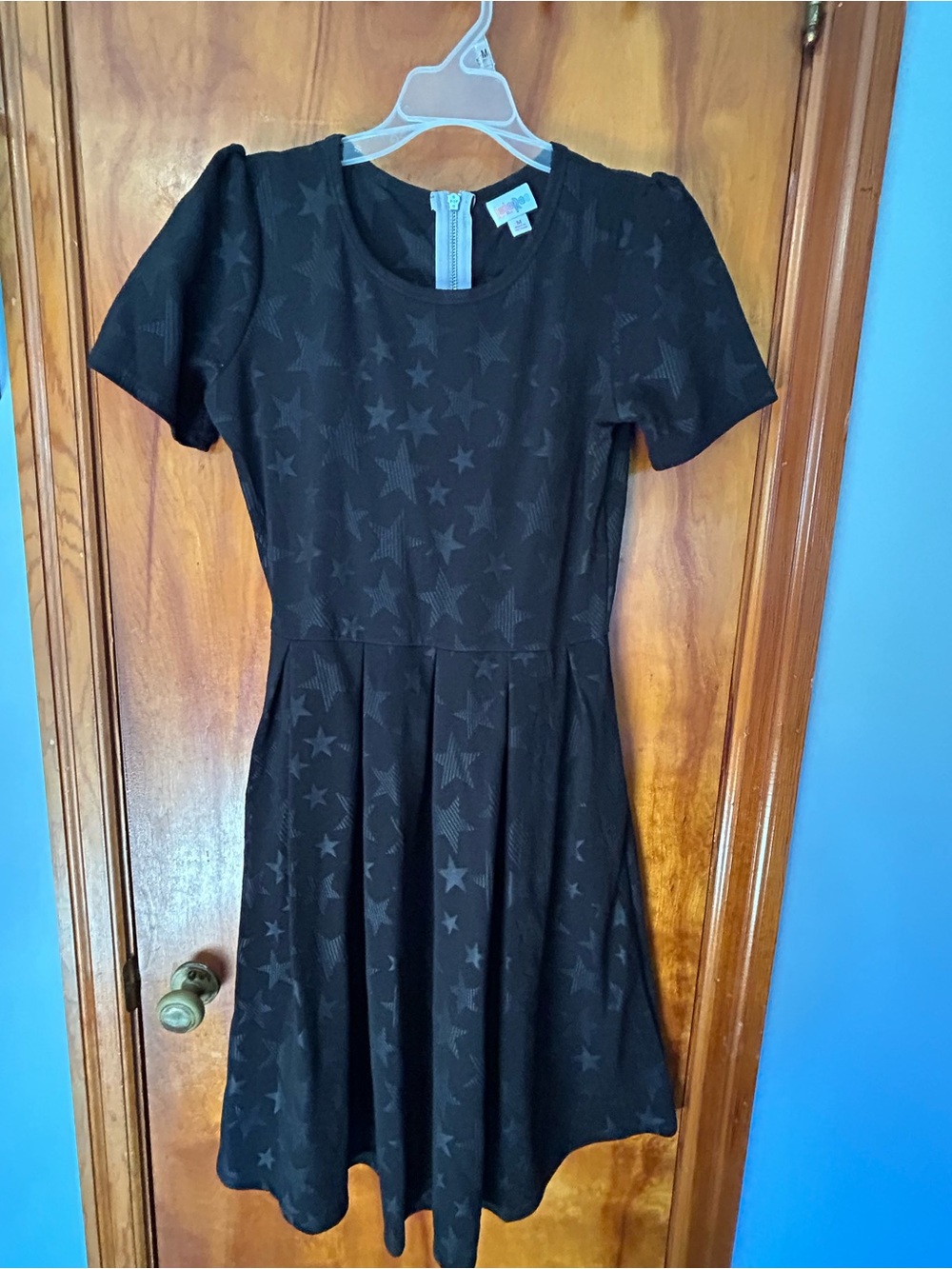 LuLaRoe Women’s Size M Black Star-Pattern Fit & Flare Dress
